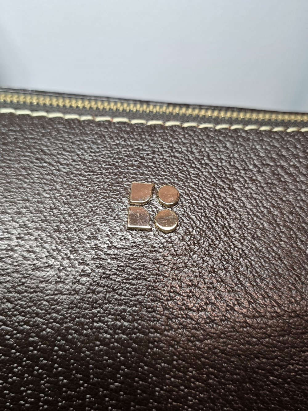 kate spade Vintage Brown Pebbled Leather Satchel with Gold Hardware - Picture 4 of 16